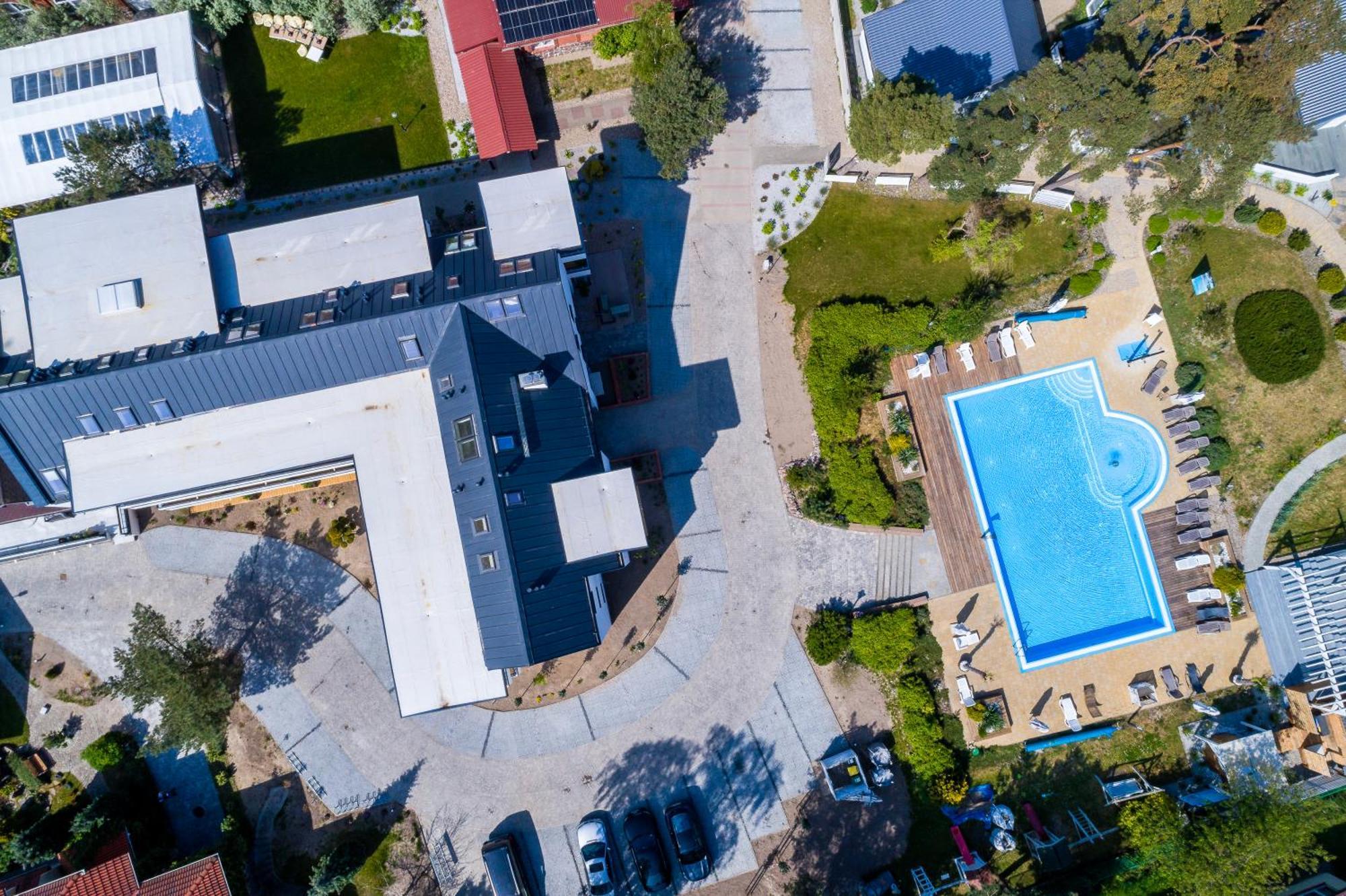 Apartamenty Przy Plazy Z Basenem Z Podgrzewana Woda I Mini Spa - Osrodek Kolonijno-Wczasowy Mewa ニエホジェ エクステリア 写真